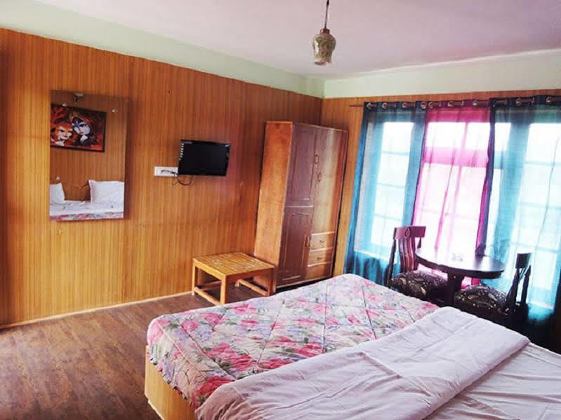 Beyond Stay - Kanika Himalayan View Лех Екстериор снимка