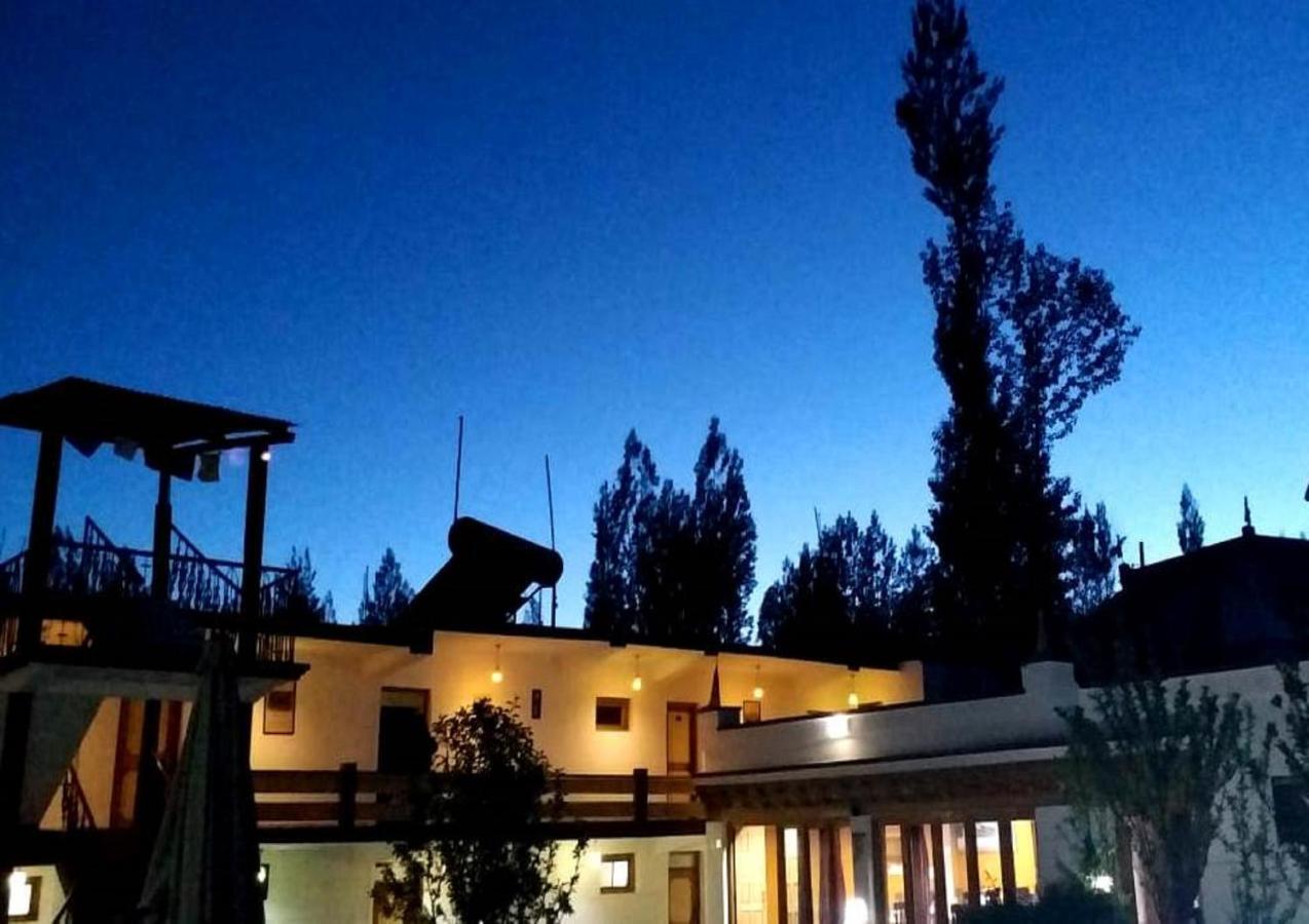 Beyond Stay - Kanika Himalayan View Лех Екстериор снимка